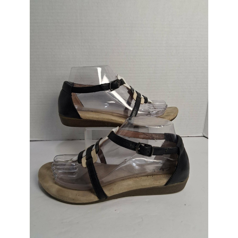Clarks Women's Sandals Black Beige White Leather Strappy Flat‎ Size 7.5M READ